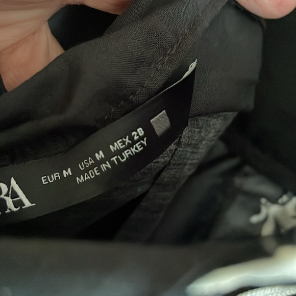 Zara Printed Midi Dress Size Medium M NWT Black White Eccru Abstract Floral - Picture 8 of 9